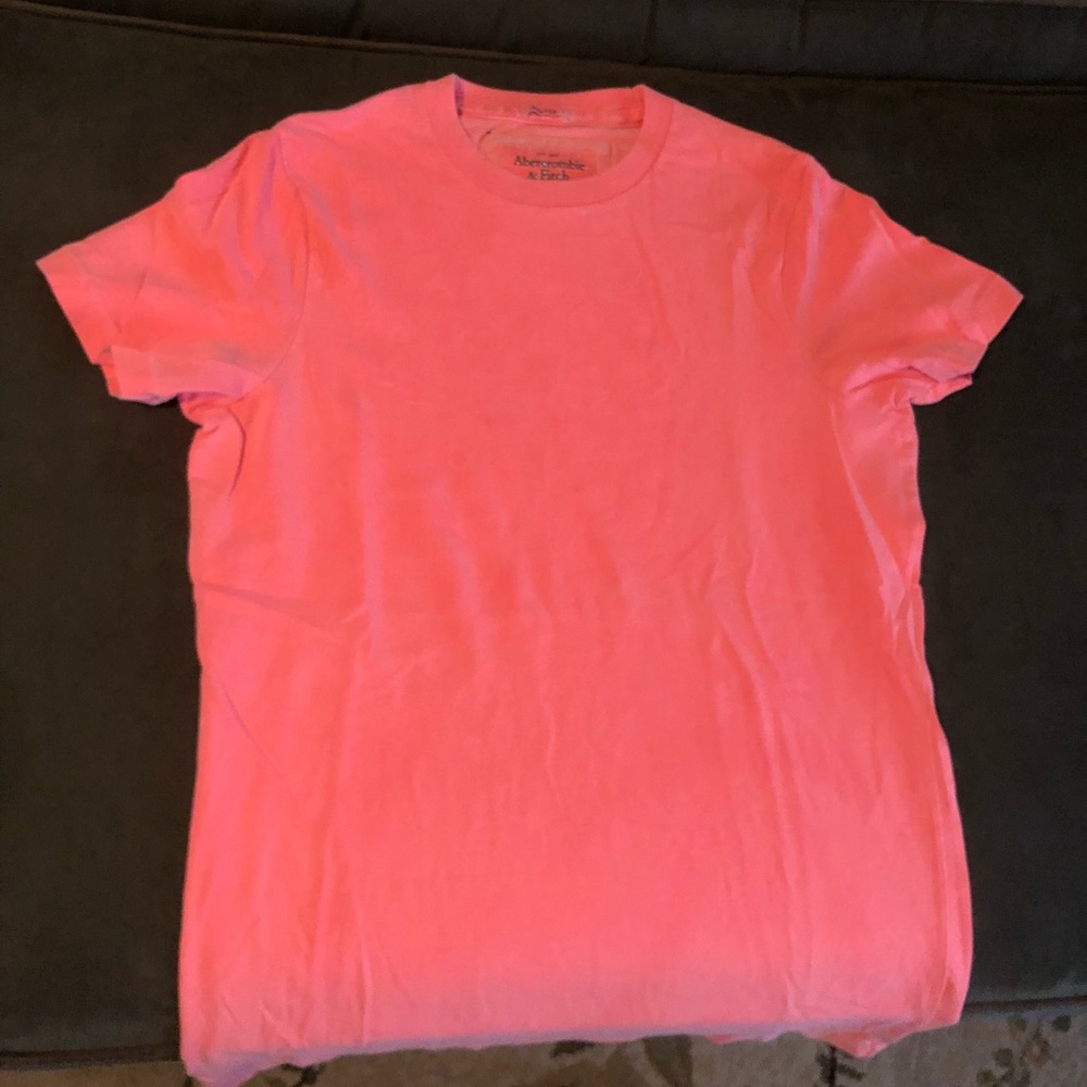Pink Abercrombie and Fitch T-shirt